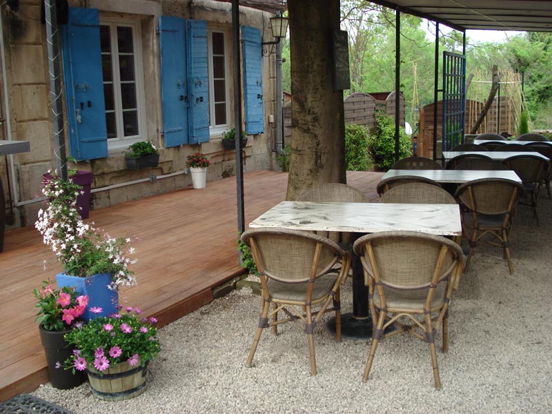 Auberge Restaurant de l' Abbaye � Montmajour